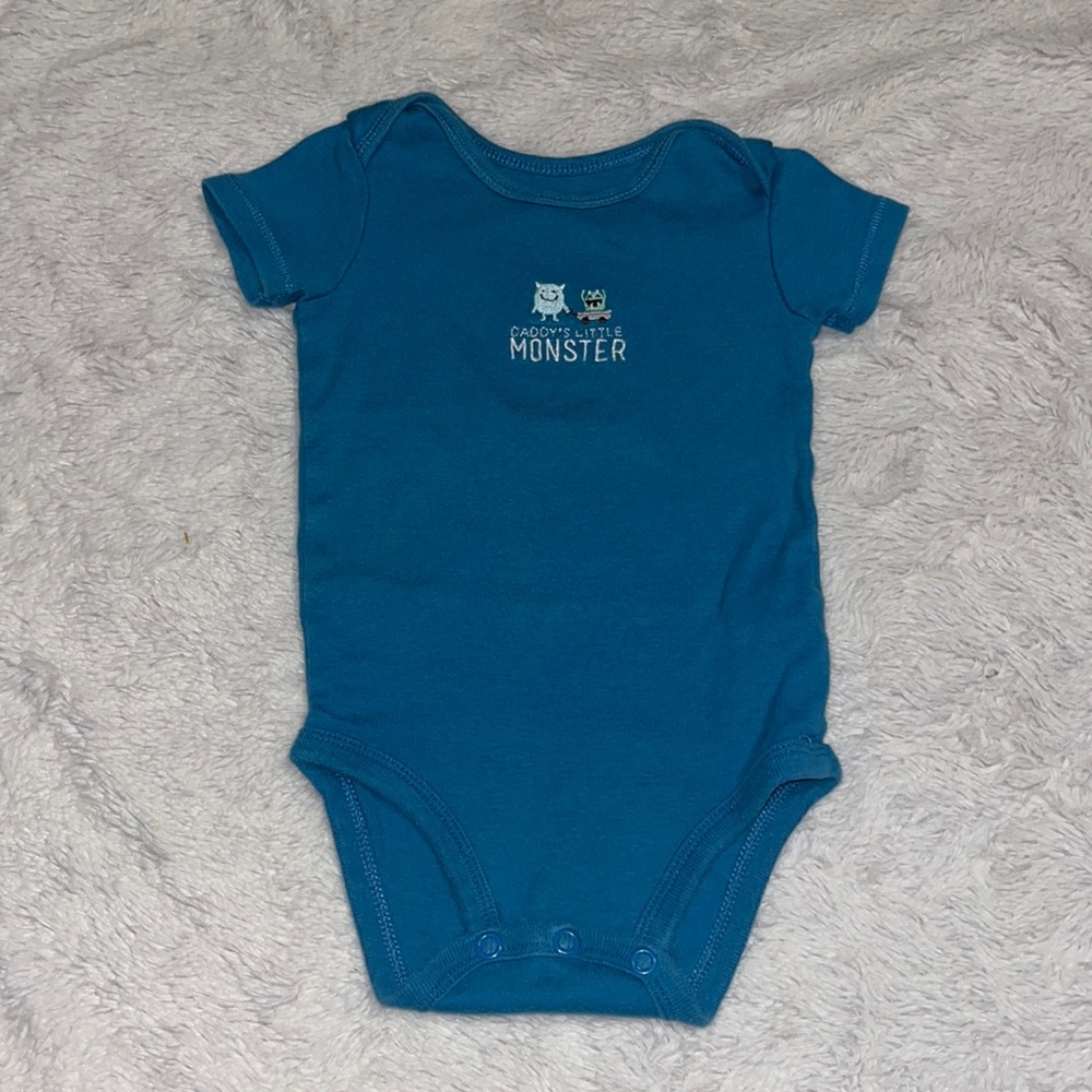 (3 for $10) carters 6 month daddy’s little monster bodysuit baby boy clothing